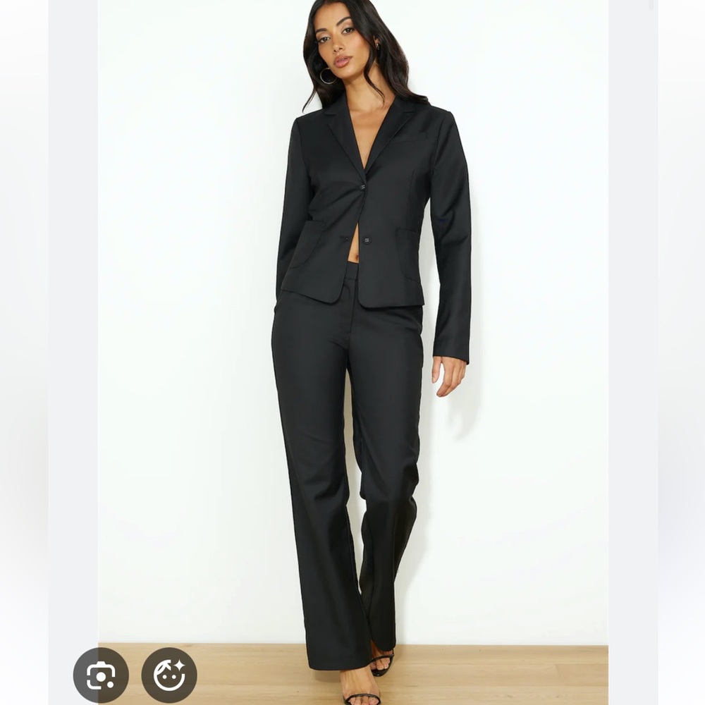 Lioness black outfit set